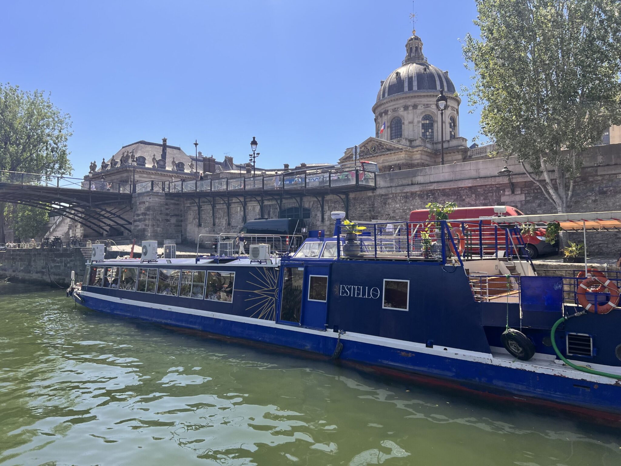 D ner Croisi re Paris Le Calife L Estello Restaurant Bateau Seine d-ner-croisi-re-paris-le-calife-l-estello-restaurant-bateau-seine